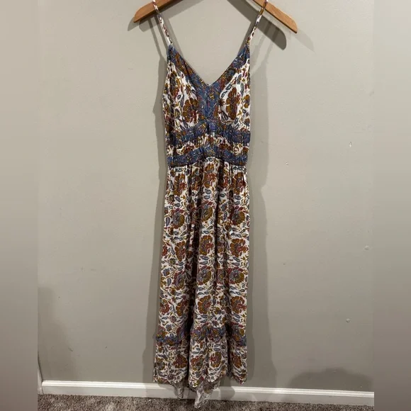 blue and brown midi dress Brown Button Down Collard Midi Dress With Blue Leaf Pattern – Rachelle  Danielle Rose Gifts & Decor main image 1